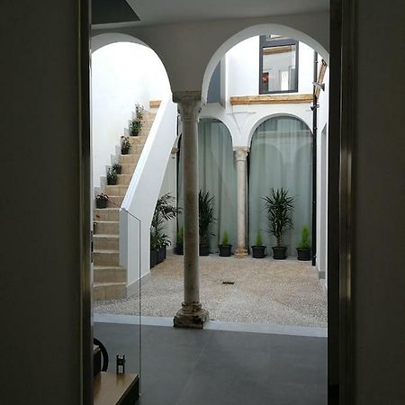 Patio De La Escalera - Agustin Moreno 46 Cordoba Luaran gambar